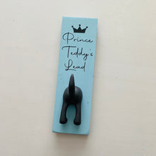 Load image into Gallery viewer, Prince Dog Lead Hook